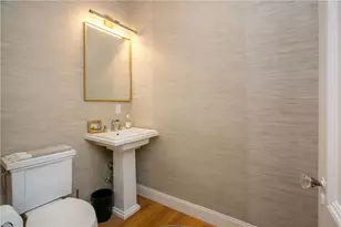 12 Poplar St, Newport, RI 02840 - Photo 12