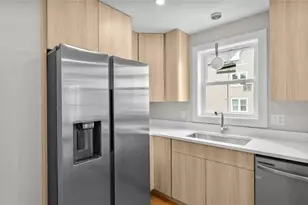 90 Berkshire St, Providence, RI 02908 - Photo 4