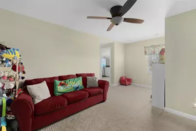 136 Corporate Place, Middletown, RI 02842 - Photo 26