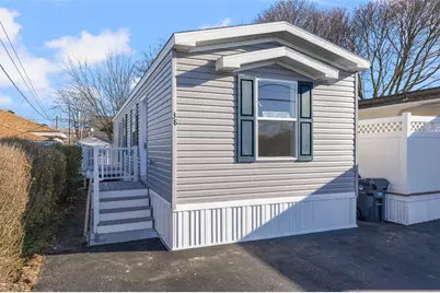 38 Lowell Avenue, Pawtucket, RI 02861 - Photo 2