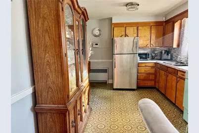 327 Rhode Island Avenue, Pawtucket, RI 02860 - Photo 8