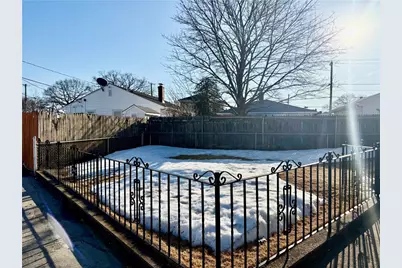327 Rhode Island Avenue, Pawtucket, RI 02860 - Photo 24