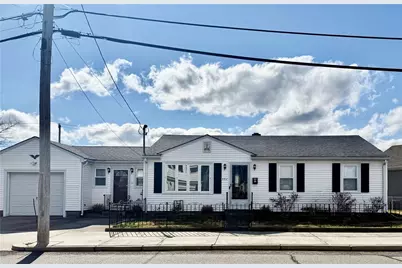 327 Rhode Island Avenue, Pawtucket, RI 02860 - Photo 2