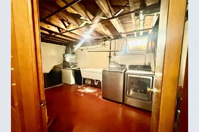 327 Rhode Island Avenue, Pawtucket, RI 02860 - Photo 22