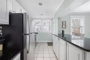 24 Morgan St, Newport, RI 02840 - Photo 22