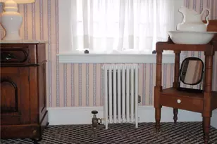 232 Greenwood Ave, Warwick, RI 02886 - Photo 6