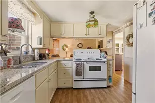 13 Shippee Schoolhouse Rd, Foster, RI 02825 - Photo 16