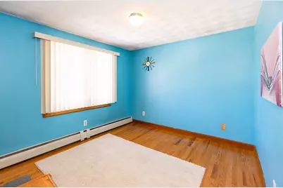 21 Chesterfield Avenue, Warwick, RI 02889 - Photo 16