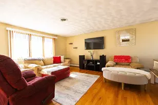 21 Chesterfield Ave, Warwick, RI 02889 - Photo 10