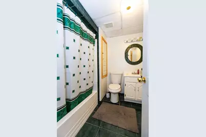 21 Chesterfield Avenue, Warwick, RI 02889 - Photo 18