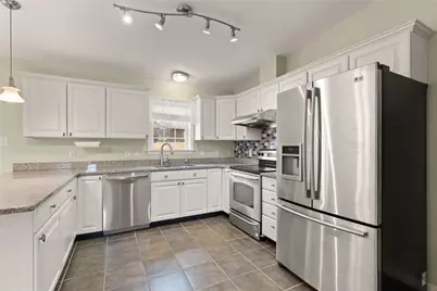 6 Timber Walk Avenue, West Warwick, RI 02893 - Photo 10