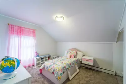 17 Beecher Street, Pawtucket, RI 02860 - Photo 10