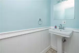 185 Transit St, Providence, RI 02906 - Photo 14