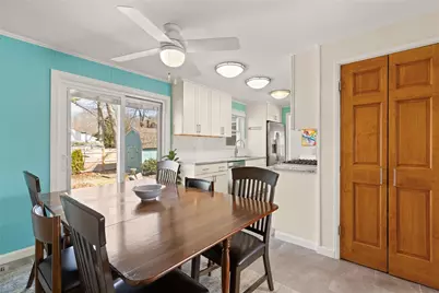 22 Grassy Plain Road, East Providence, RI 02915 - Photo 8