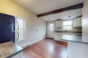 29 Gibbons Ave, Warwick, RI 02889 - Photo 6