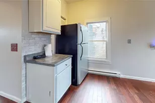 29 Gibbons Ave, Warwick, RI 02889 - Photo 8