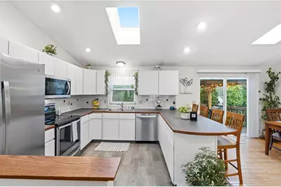 4 Melrose Drive, Coventry, RI 02816 - Photo 8