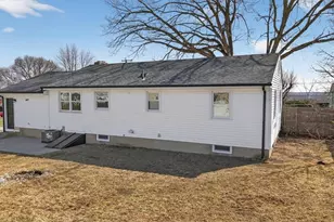 69 W View Ave, Cranston, RI 02920 - Photo 32