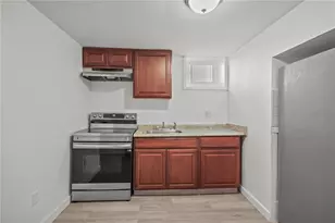 153 Ferncrest Ave, Cranston, RI 02905 - Photo 34