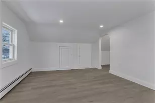 115 Campbell Ave, East Providence, RI 02916 - Photo 18