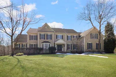 25 Hoyer Court, East Greenwich, RI 02818 - Photo 2