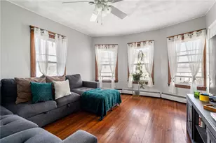 79 W Cole St, Pawtucket, RI 02860 - Photo 2