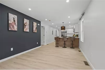 19 Newbury Street, Providence, RI 02904 - Photo 6