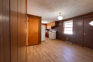 87 Pinehurst Ave, Providence, RI 02908 - Photo 4