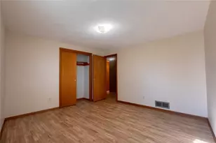 87 Pinehurst Ave, Providence, RI 02908 - Photo 10