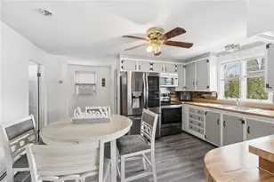 17 Bellaire Ave, West Warwick, RI 02893 - Photo 8