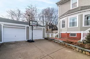 15 Humboldt Ave, Providence, RI 02906 - Photo 6