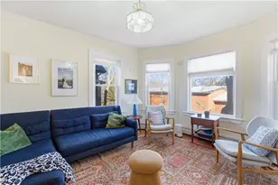 19 Carrington Ave, Providence, RI 02906 - Photo 6