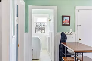 19 Carrington Ave, Providence, RI 02906 - Photo 24