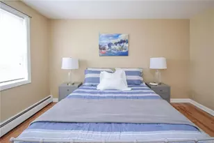70 Carroll Ave, Newport, RI 02840 - Photo 24