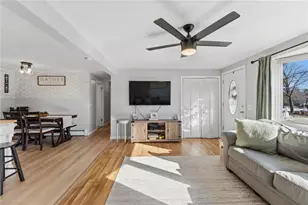 4 York Dr, Coventry, RI 02816 - Photo 8