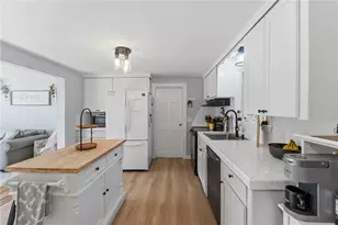 4 York Dr, Coventry, RI 02816 - Photo 14