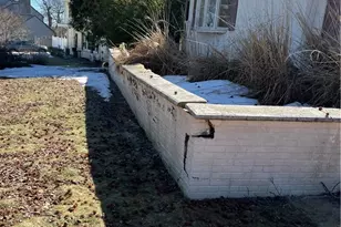 28 Hilltop Dr, Warwick, RI 02818 - Photo 4