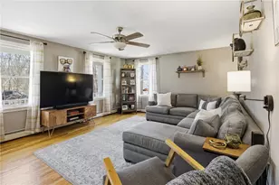 404 S Christopher Ave, Tiverton, RI 02878 - Photo 8