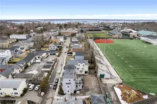 28 Weaver Ave, Newport, RI 02840 - Photo 4