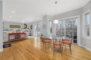 106 S Bay Dr, Narragansett, RI 02882 - Photo 16