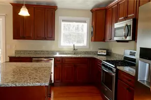 6 Heywood Ln, Johnston, RI 02919 - Photo 6