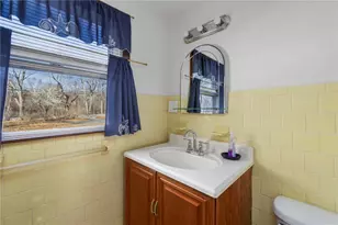 61 High View Dr, Cranston, RI 02921 - Photo 32