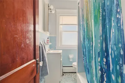 982 York Avenue, Pawtucket, RI 02861 - Photo 20