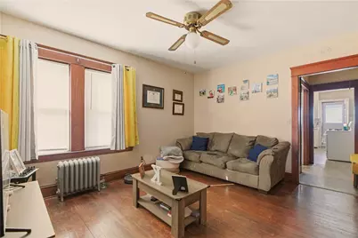 982 York Avenue, Pawtucket, RI 02861 - Photo 4