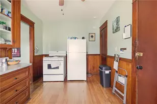 982 York Ave, Pawtucket, RI 02861 - Photo 18