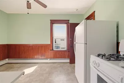 982 York Avenue, Pawtucket, RI 02861 - Photo 36