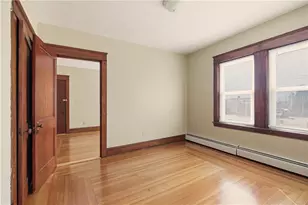 982 York Ave, Pawtucket, RI 02861 - Photo 32