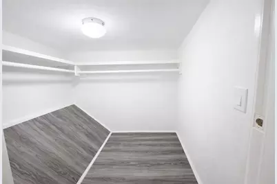 40 Bourne Street #Rear, Bristol, RI 02809 - Photo 6