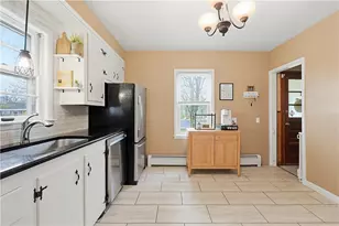 44 Eddy St, Cumberland, RI 02864 - Photo 8