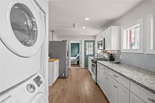 115 Samuel Gorton Ave, Warwick, RI 02889 - Photo 14